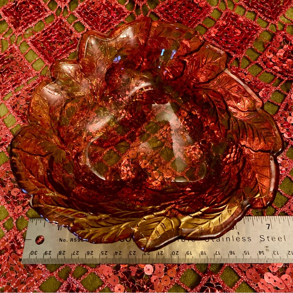 Vintage Indiana Glass Blackberry Carnival glass dish